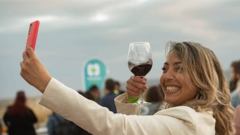 Celebrá el Malbec con degustaciones, danzas y música en vivo en el Pasaje San Martín
