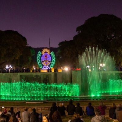 La Ciudad vivió una noche cargada de emoción y música en homenaje a Felipe Staiti