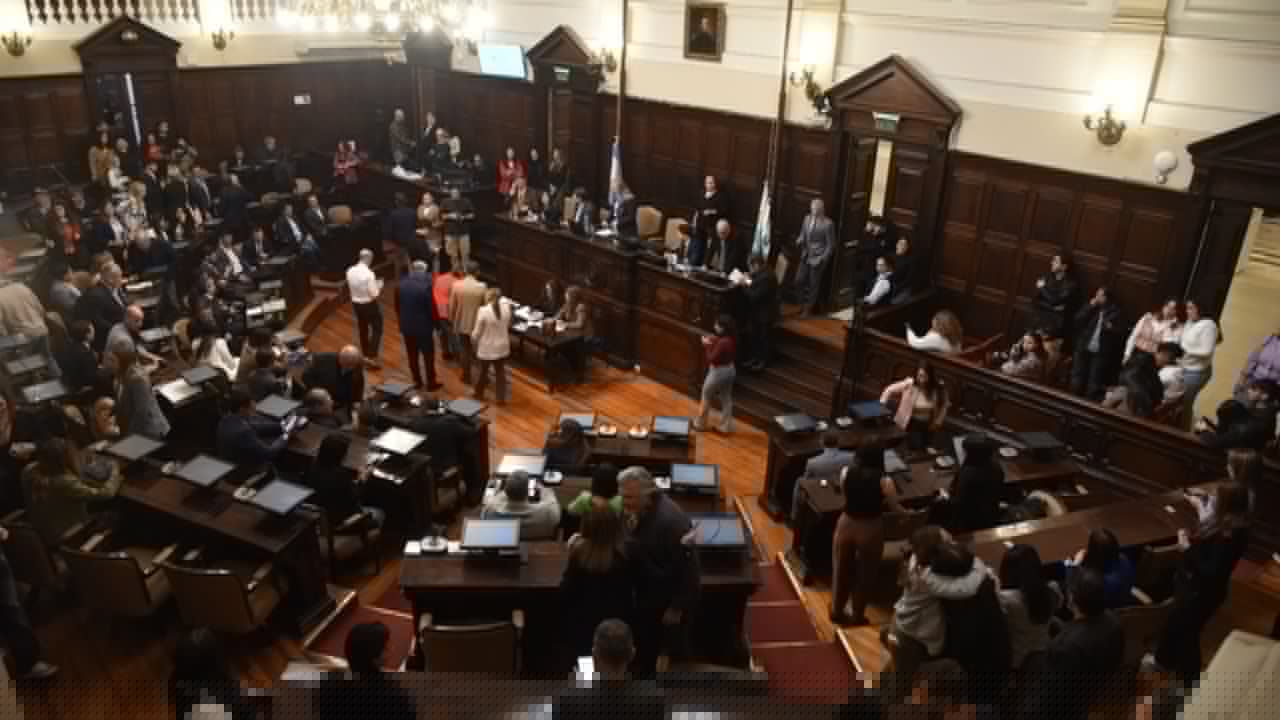 Viviendas sociales: avanza el proyecto para acelerar la recuperación de casas desadjudicadas